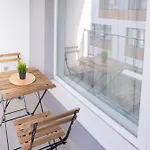 Apartment New Modern & Cozy With Free Parking