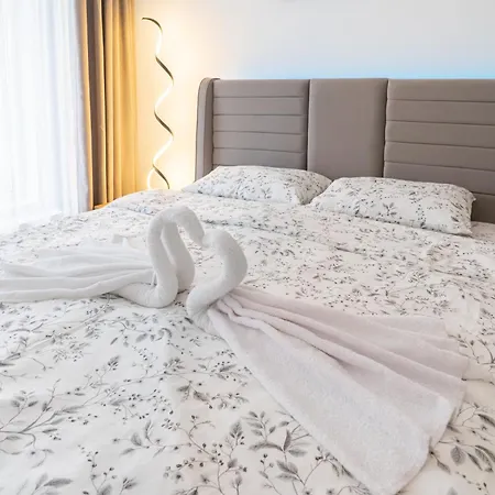 Appartamento New Modern & Cozy With Free Parking Varna